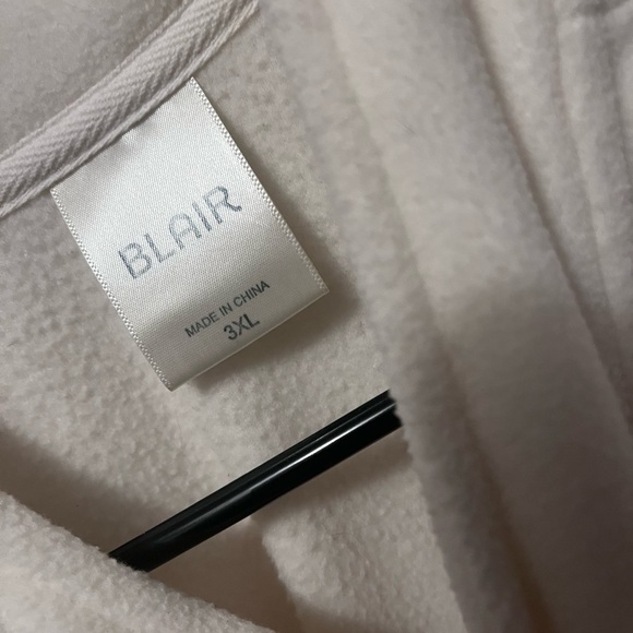 Blair Soft Cream Vest - Picture 2 of 5